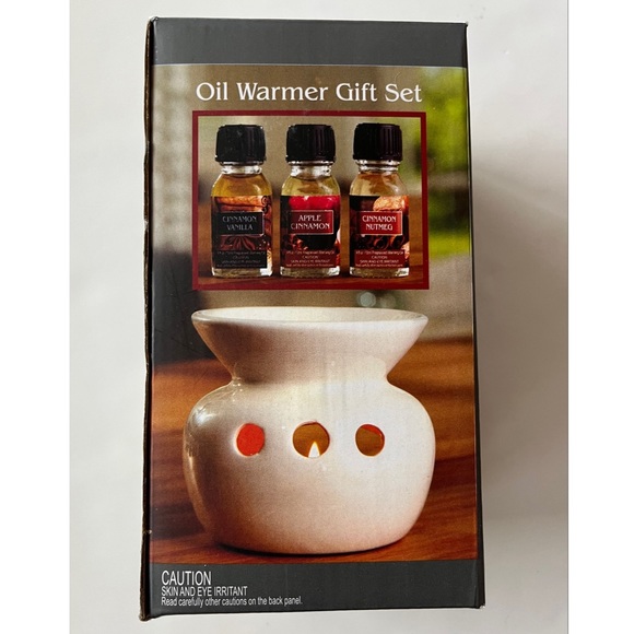 Elegant Expressions Oil Warmer Gift Set Includes 3 Essential Oils - Picture 1 of 4